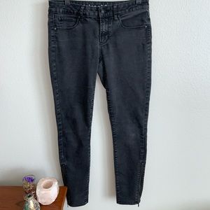 Articles of Society Mid-Rise Black Skinny Jeans 27